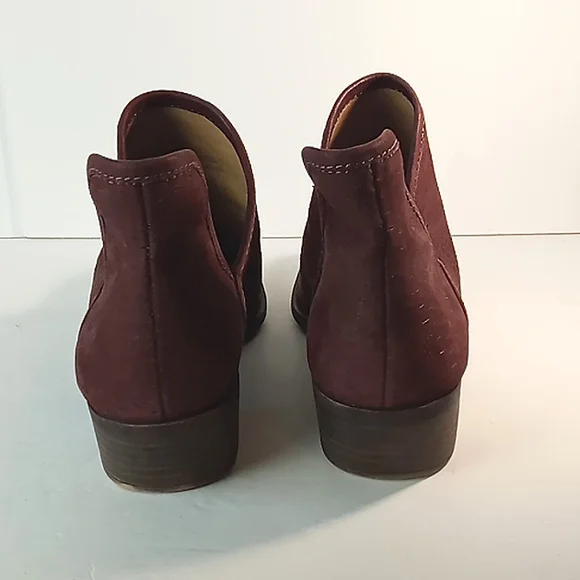 Lucky Brand Baley Booties - Picture 3 of 8